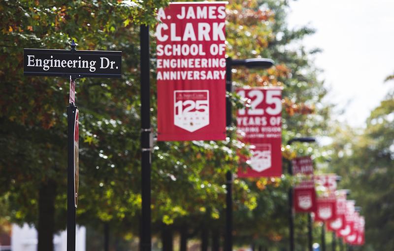 Lamp Post Banners for Engineering School